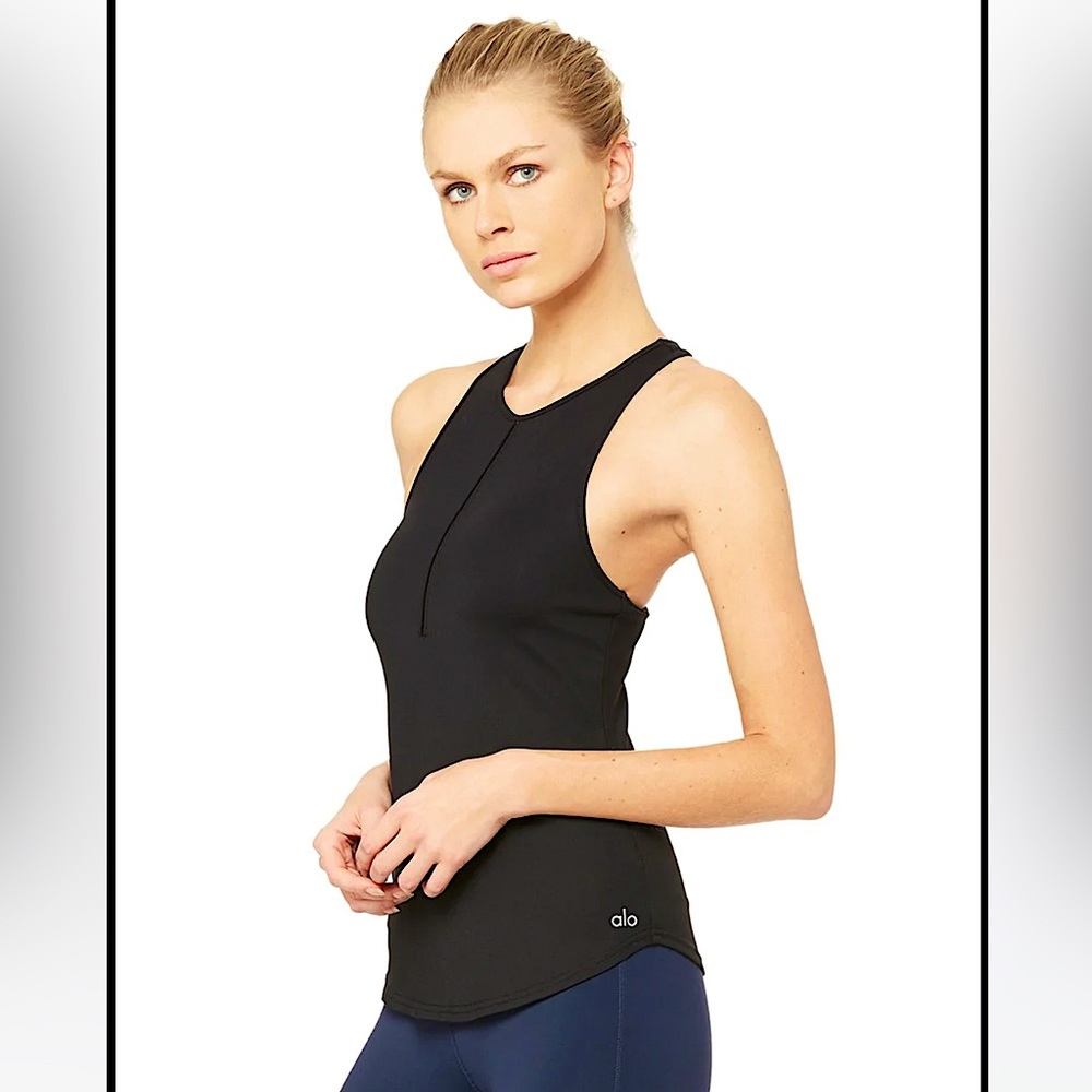 Alo Yoga Heart Centered Tank XS / Black 🖤 - Never Worn  NWOT Moisturize Wicking